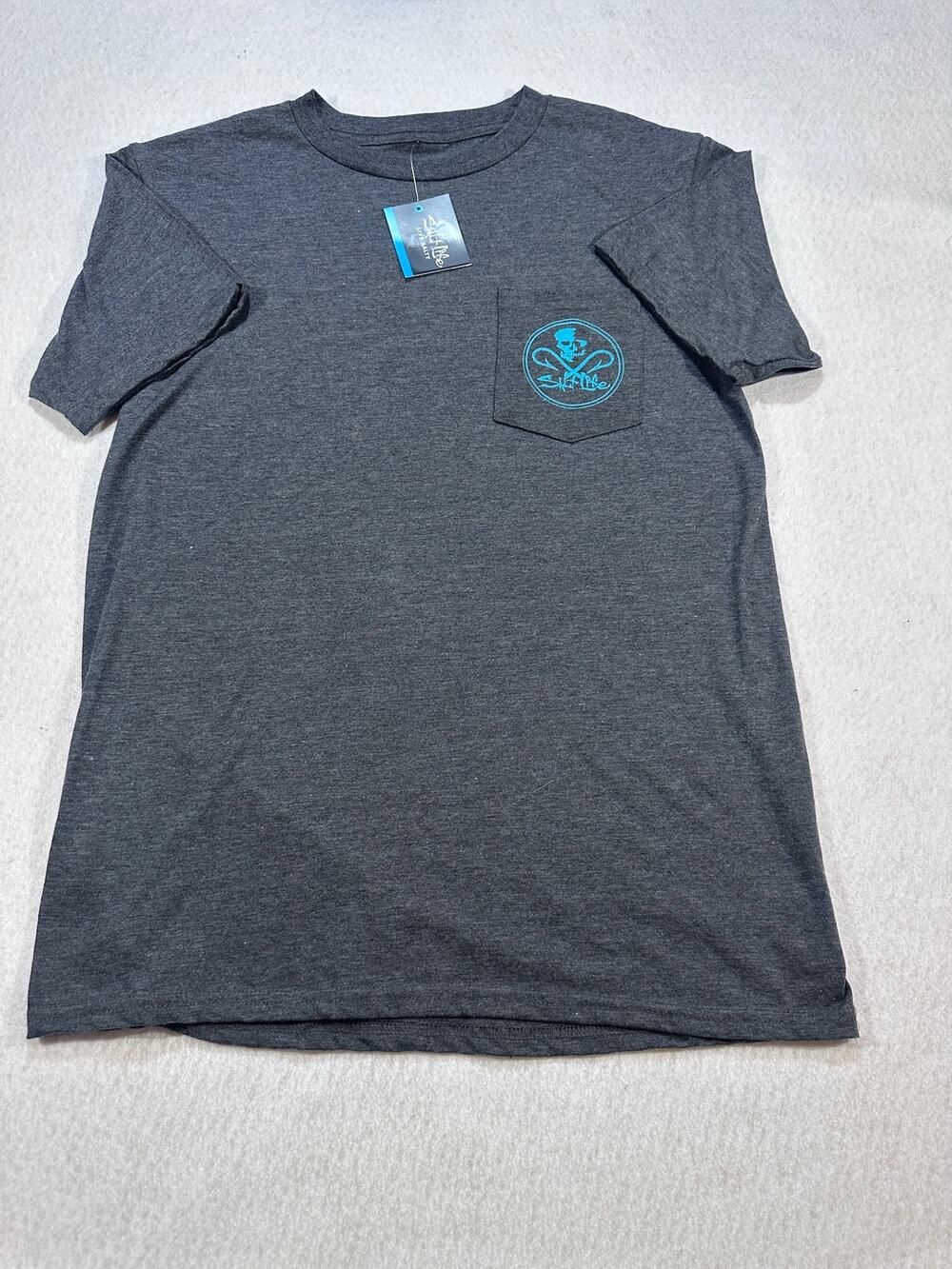 Salt Life Men’s Medium Skull Crossbones Pocket T-Shirt Gray Blue Graphic Tee NWT
